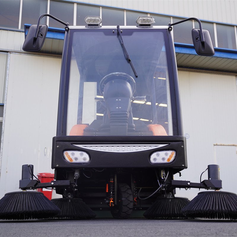 榮事達(dá)電動(dòng)掃地機(jī)提高車間清潔效率 榮事達(dá)電動(dòng)掃地機(jī)提高車間清潔效率.jpg